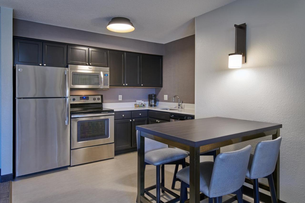 Residence Inn By Marriott Detroit / Novi Dış mekan fotoğraf