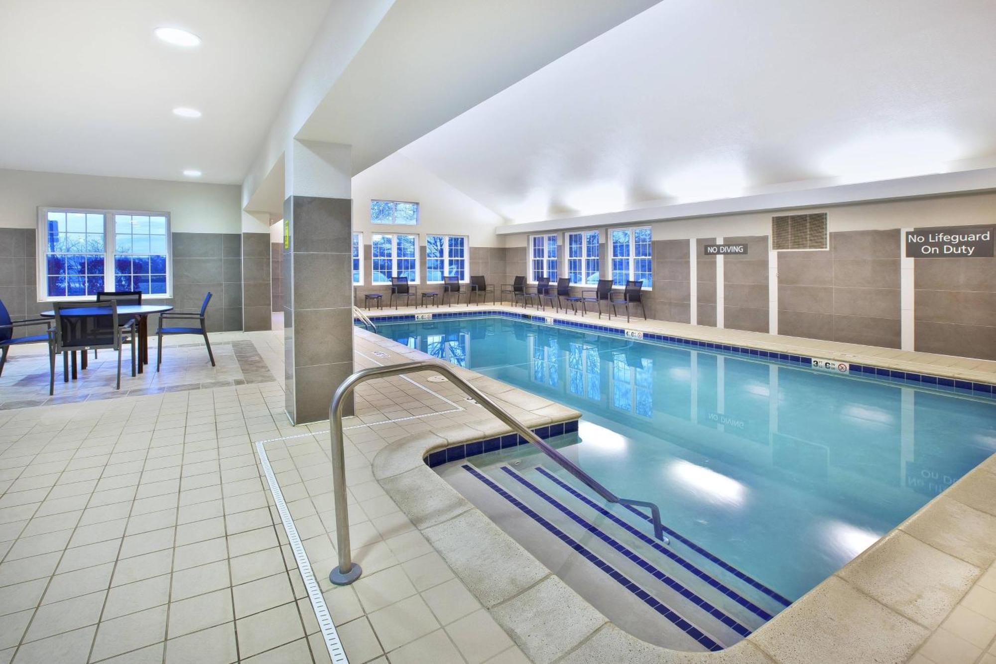Residence Inn By Marriott Detroit / Novi Dış mekan fotoğraf